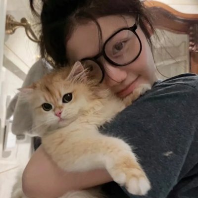 一个叫小小船的男孩